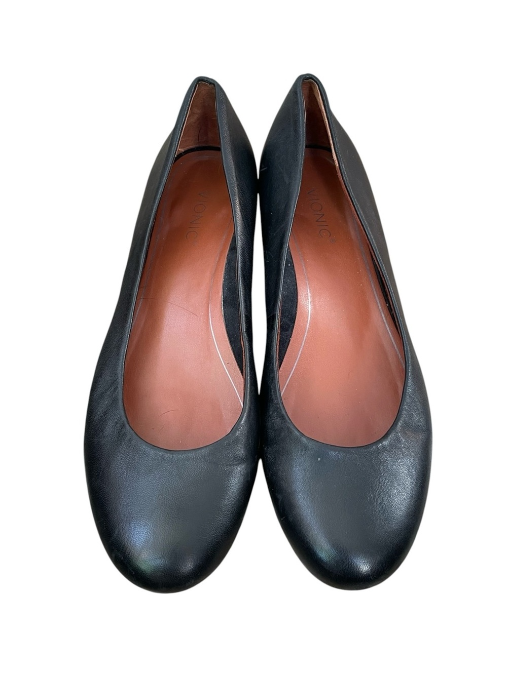 Vionic Black Leather Round Toe Ballet Flats